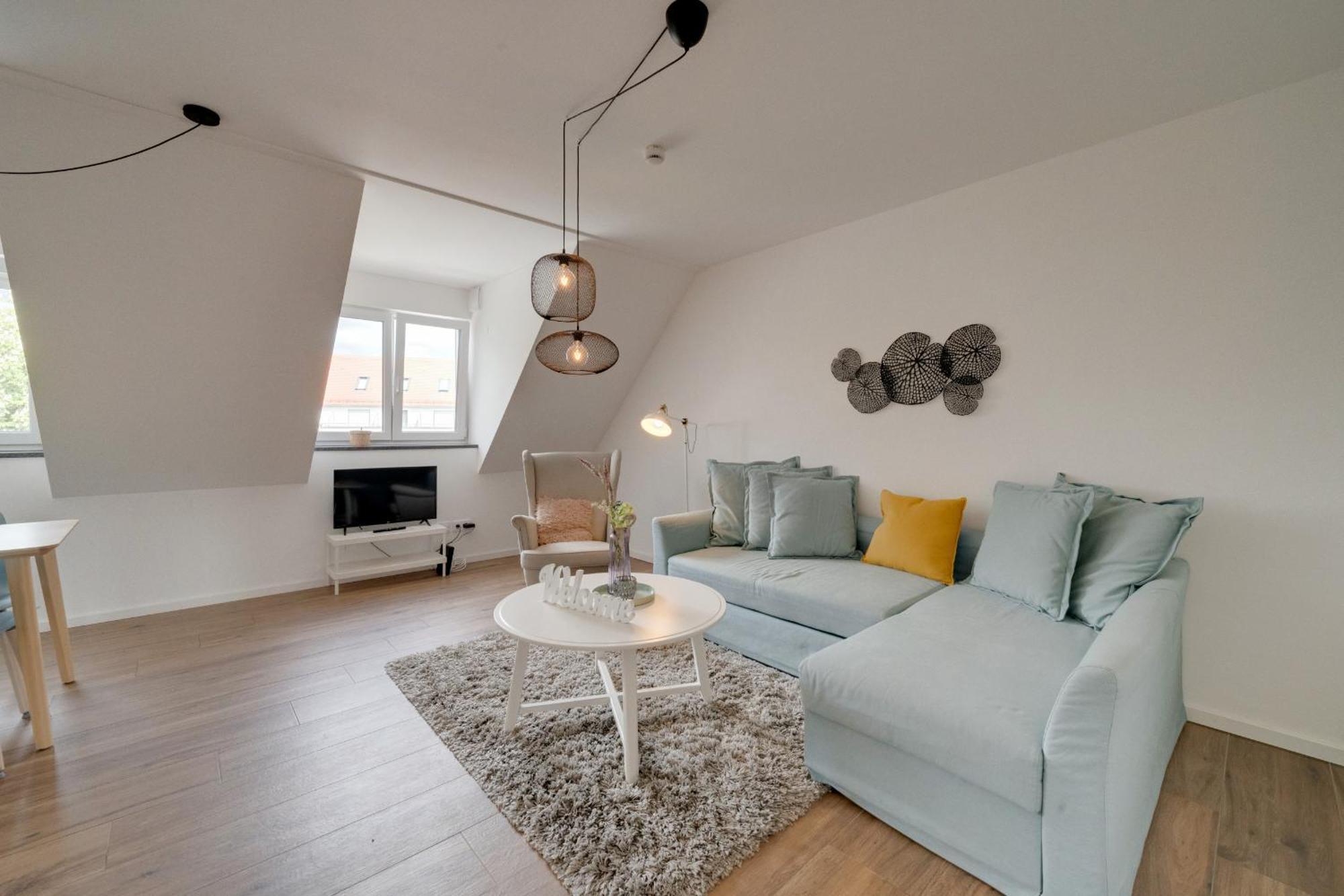 Neu-Luxus Apartment-Zentral In Altstadt-65-80Qm เอาก์สเบิร์ก ภายนอก รูปภาพ