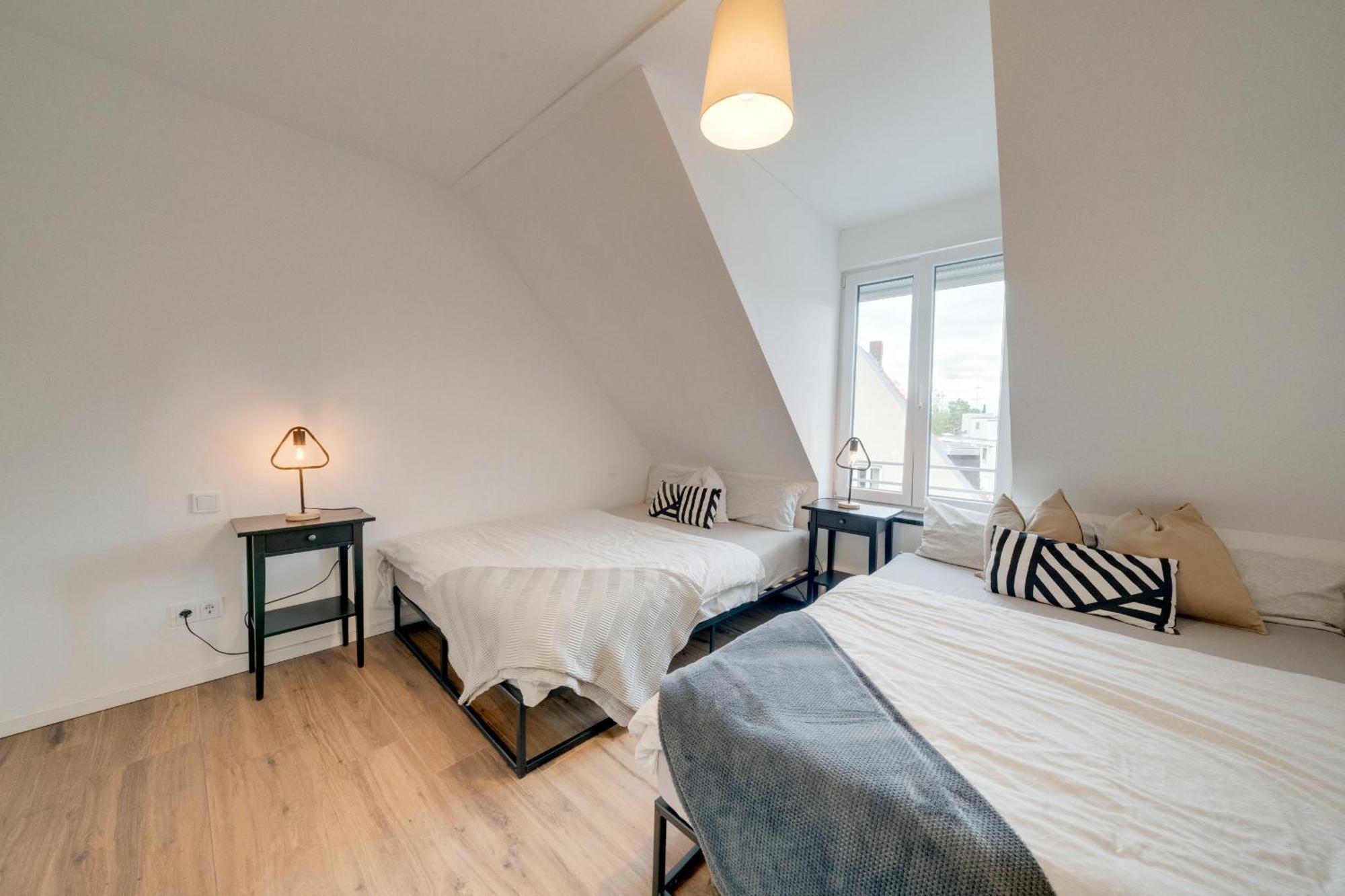 Neu-Luxus Apartment-Zentral In Altstadt-65-80Qm เอาก์สเบิร์ก ภายนอก รูปภาพ