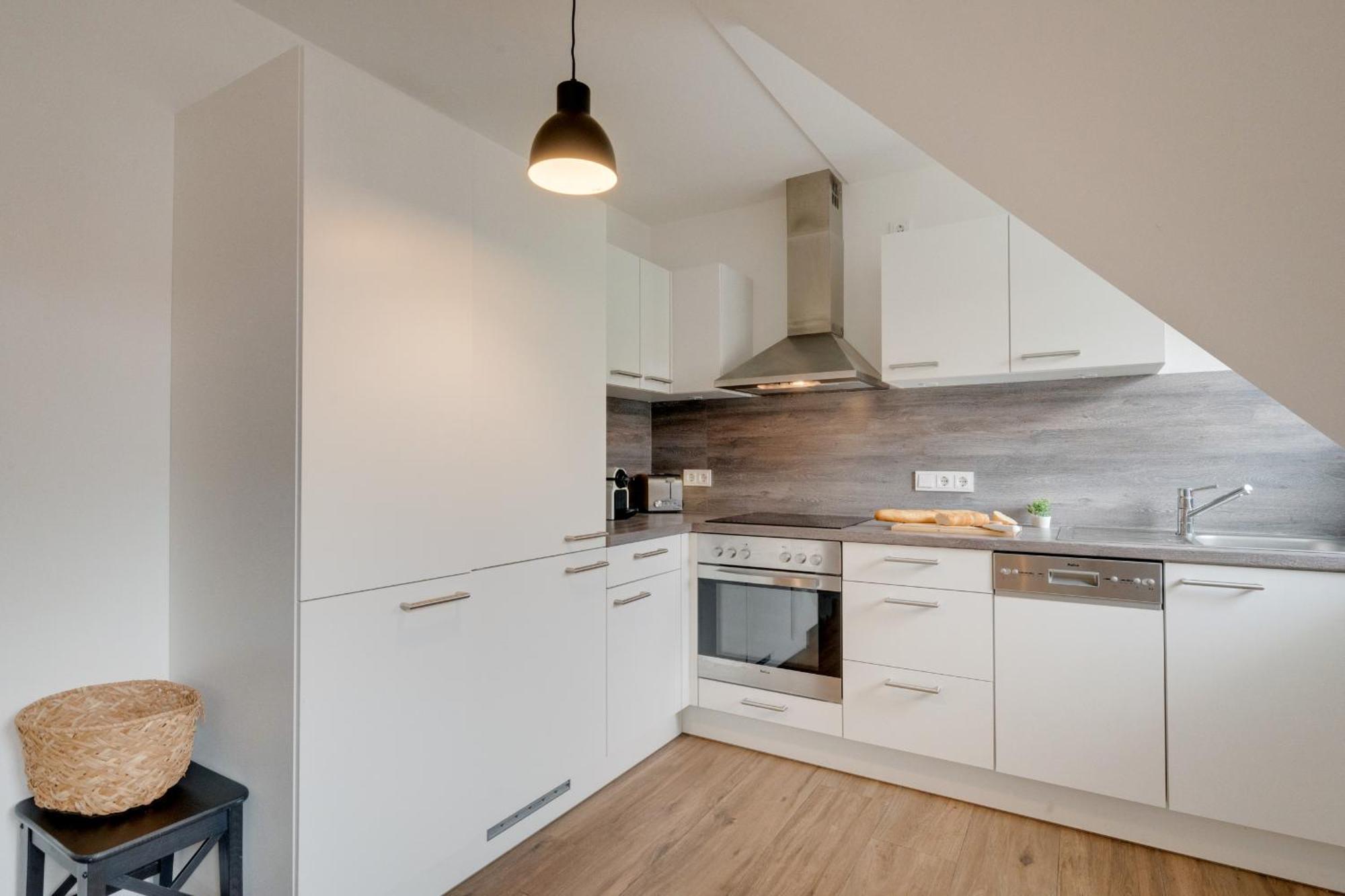 Neu-Luxus Apartment-Zentral In Altstadt-65-80Qm เอาก์สเบิร์ก ภายนอก รูปภาพ