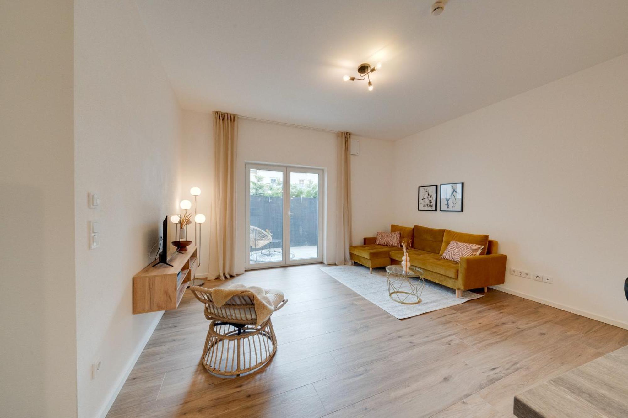 Neu-Luxus Apartment-Zentral In Altstadt-65-80Qm เอาก์สเบิร์ก ภายนอก รูปภาพ