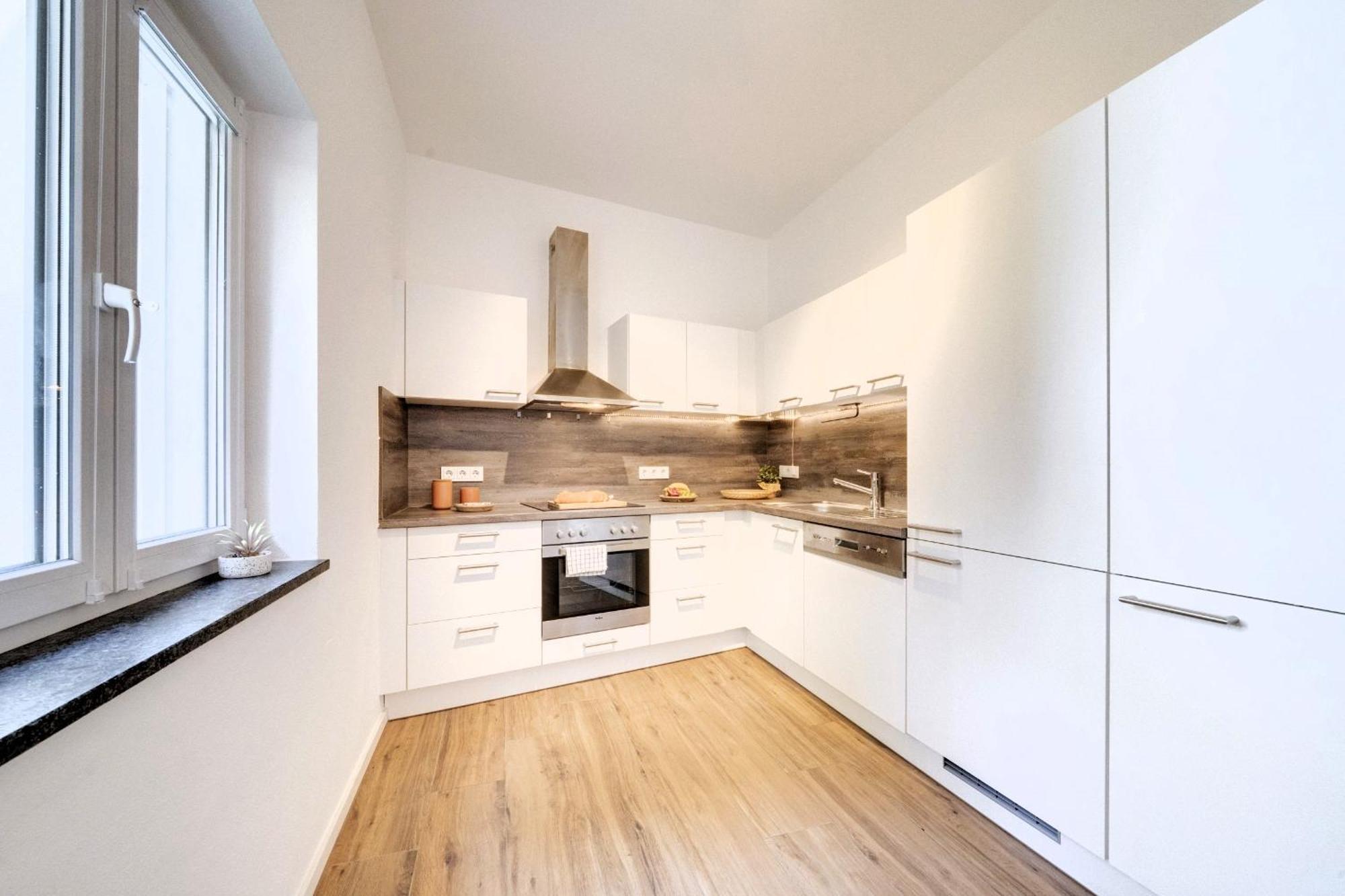 Neu-Luxus Apartment-Zentral In Altstadt-65-80Qm เอาก์สเบิร์ก ภายนอก รูปภาพ